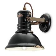 Vegglampe C1693 i svart i industriell stil