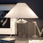 Tekstil-bordlampe Alega med klar glassfot