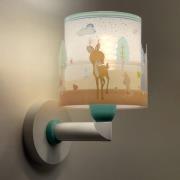 Dalber vegglampe for barn Loving Deer, hjortmotiv, støpsel