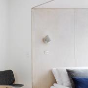 HAY Noc Wall Button LED-vegglampe, hvit