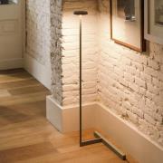 Vibia Flat LED-gulvlampe høyde 100 cm svart