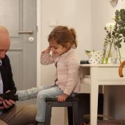 Philips Classic LED-pære E14 B35 6,5W klar 4 000K