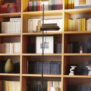 Oluce LED-gulvlampe Colombo, bronse/krom, metall