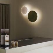 MARSET LED-vegglampe Caramel, opal, Ø 28 cm, TRIAC, glass