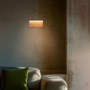 LED-vegglampe Kalea, bredde 30 cm, trefarget, tre