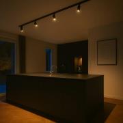 Calex skinnesett, 4 GU10-spotter, svart, lengde 2 m, metall