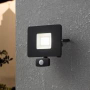 Utendørs LED-spot Faedo 3 med sensor, svart, 30 W