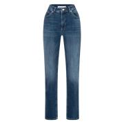 Elegant Slim-Fit Jeans