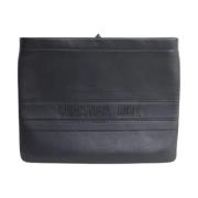 Pre-owned Leather clutches