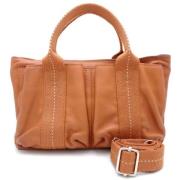 Pre-owned Leather handbags