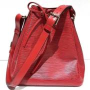 Pre-owned Leather shoulder-bags