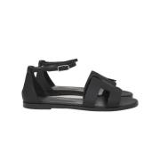 Pre-owned Leather sandals