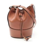 Pre-owned Leather shoulder-bags