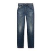 ‘2023 D-Finitive L.32’ jeans