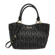 Pre-owned Leather handbags