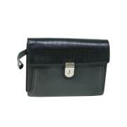 Pre-owned Leather clutches