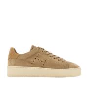 Perforerte Brune Sneakers med Myk Fussbett