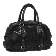 Pre-owned Leather handbags