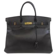 Pre-owned Leather handbags