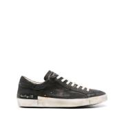 Svarte skinn sneakers moderne stil