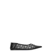 Pointy-Toe Ballet Flats med logodetaljer