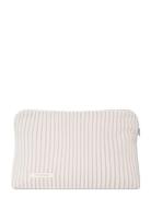 Celia Toiletry Bag Toalettveske Cream STUDIO FEDER